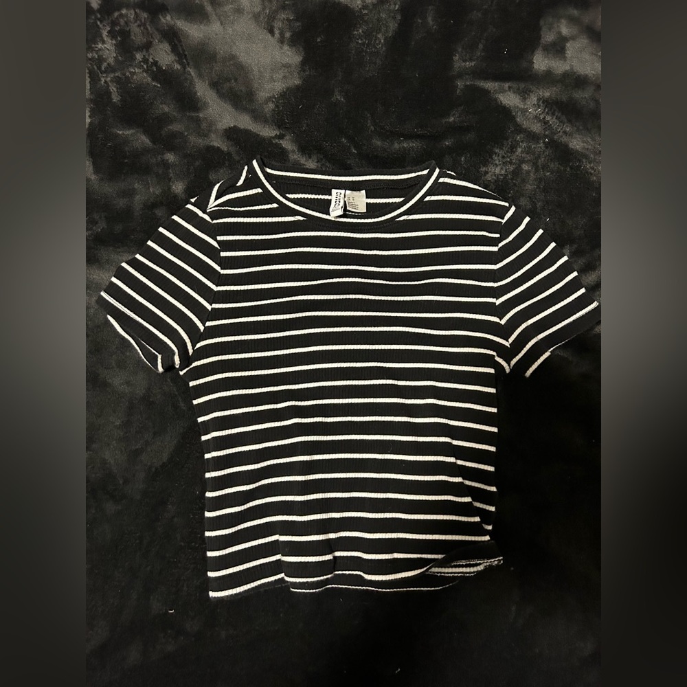 stripped crop top